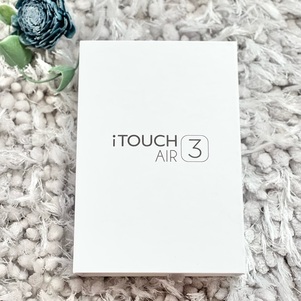 New with tags ITOUCH 3AIR WEARABLES SMARTWATCH •Waterproof•24HR HEART RATE•